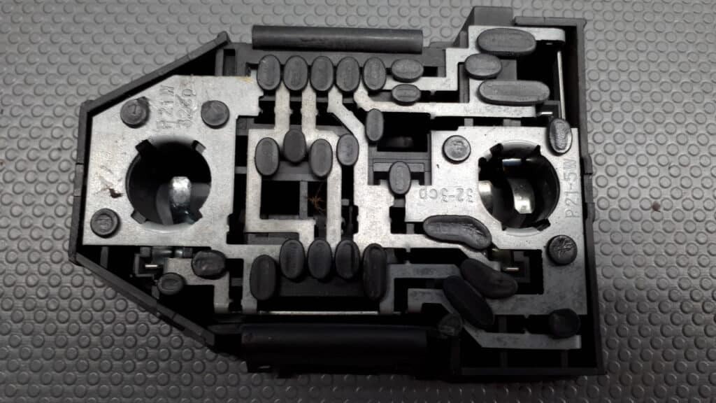 333945257 Wkład lampy lawa VW PASSAT B3 KOMBI 99r
