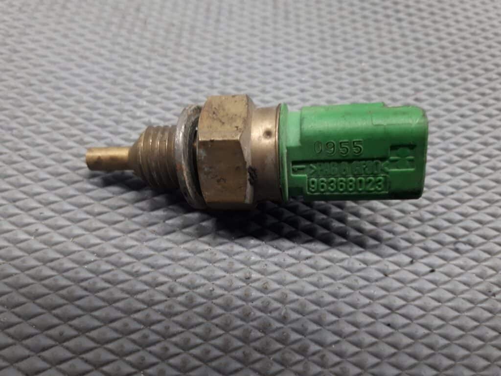 96368023 czujnik temperatury citroen c5 I 2.0 hpi