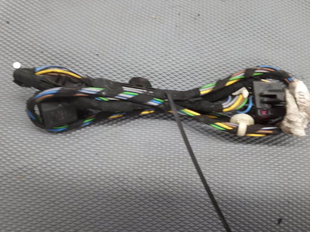 instalacja drzwi prawy tyl skoda octavia II kombi