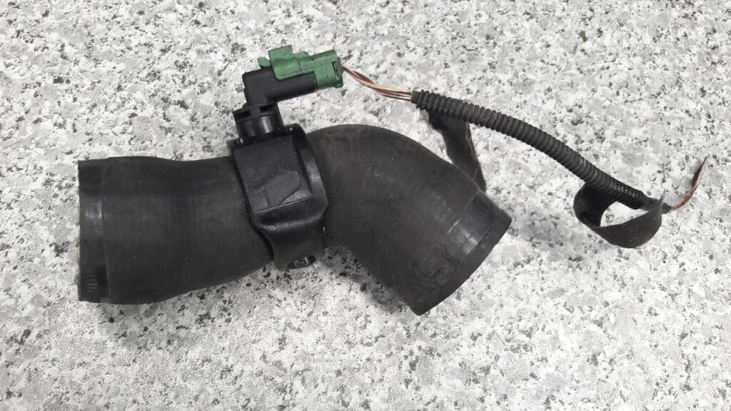96554327 czujnik temperatury rura ford peugeot 1.6