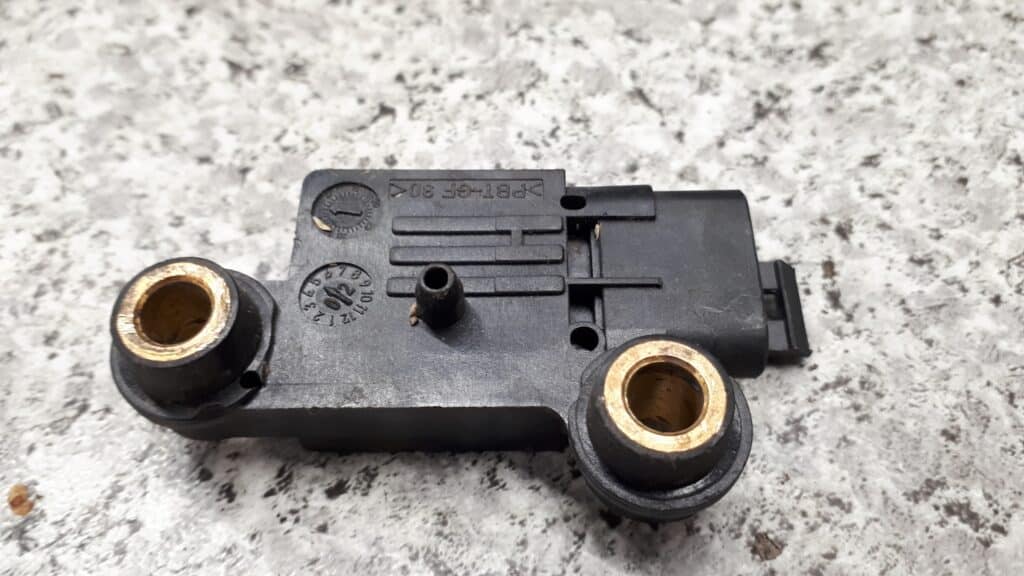 A1638200226 czujnik uderzenia SENSOR MERCEDES W163