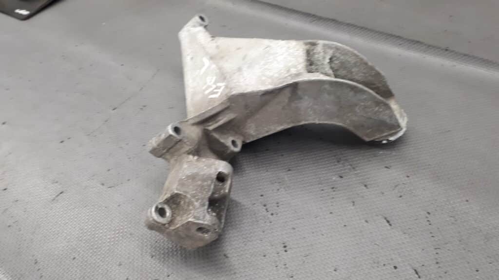 6753225 lapa silnika bmw e46 2.0d