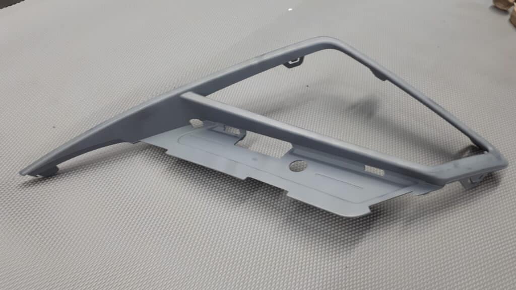6F0853711 ramka zderzaka lewa Seat Ibiza 6F0