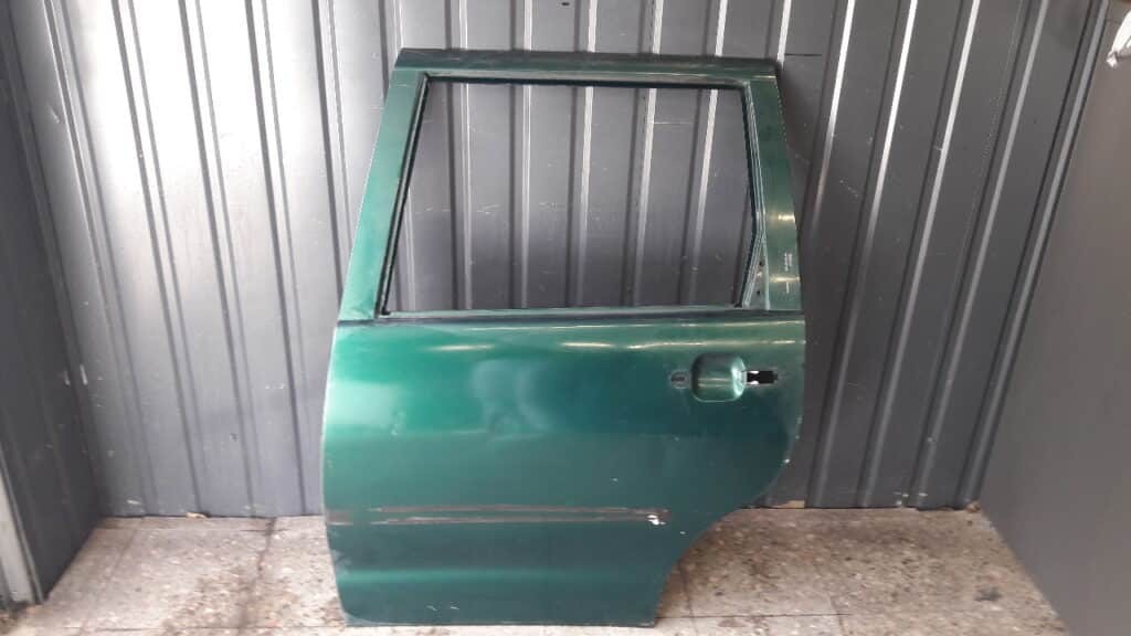 drzwi lewy tyl VW Polo III kombi