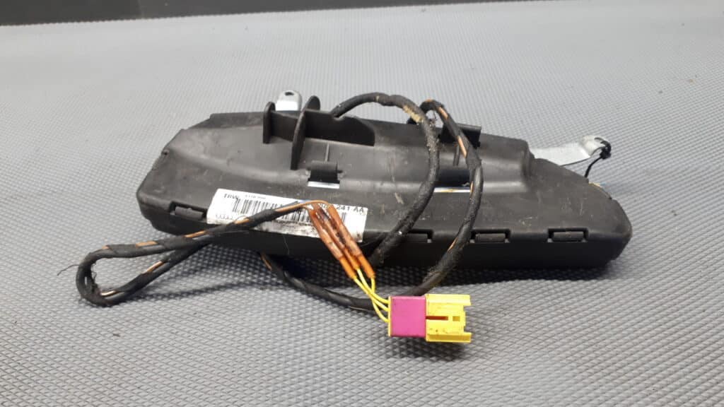 8d0880241aa airbag fotela audi a4 prawy