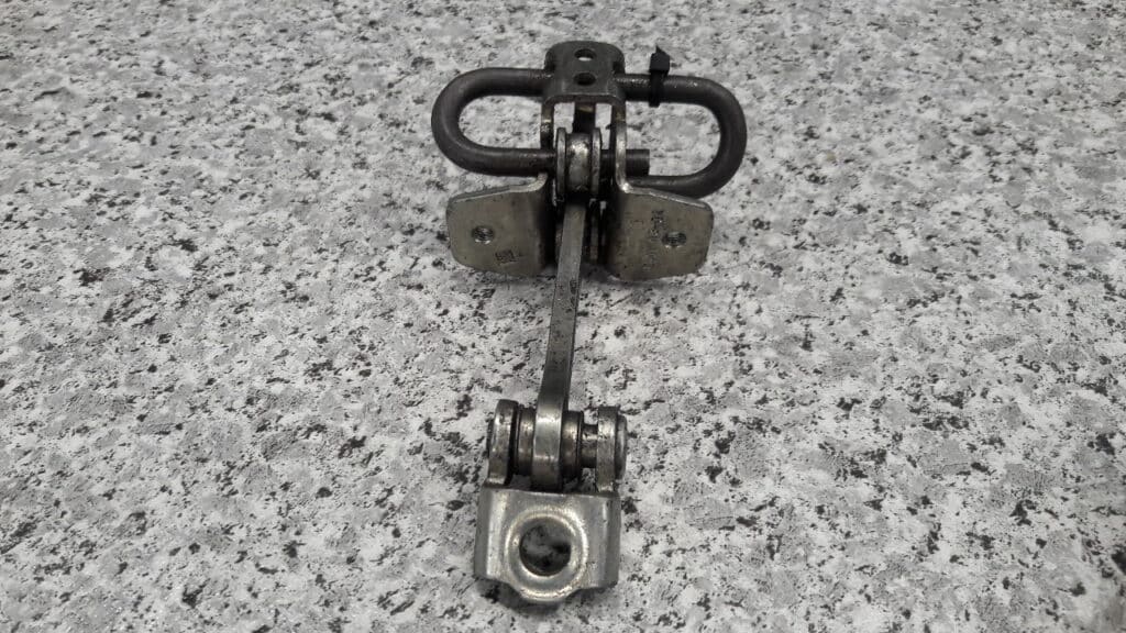 24413390 ogranicznik drzwi prawy tyl opel corsa c