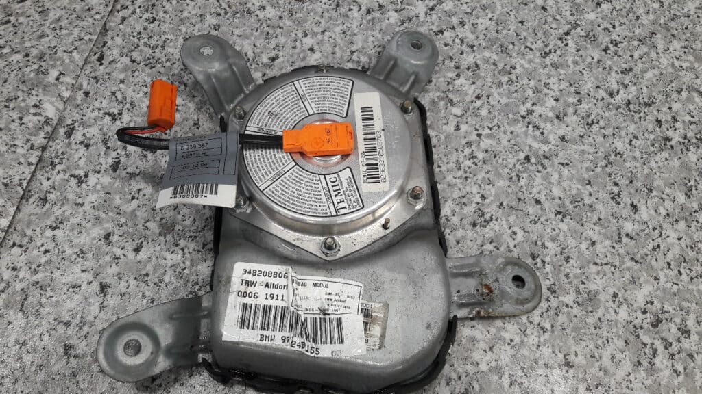 3482088061 poduszka drzwi bmw 520 e39 4d 97r