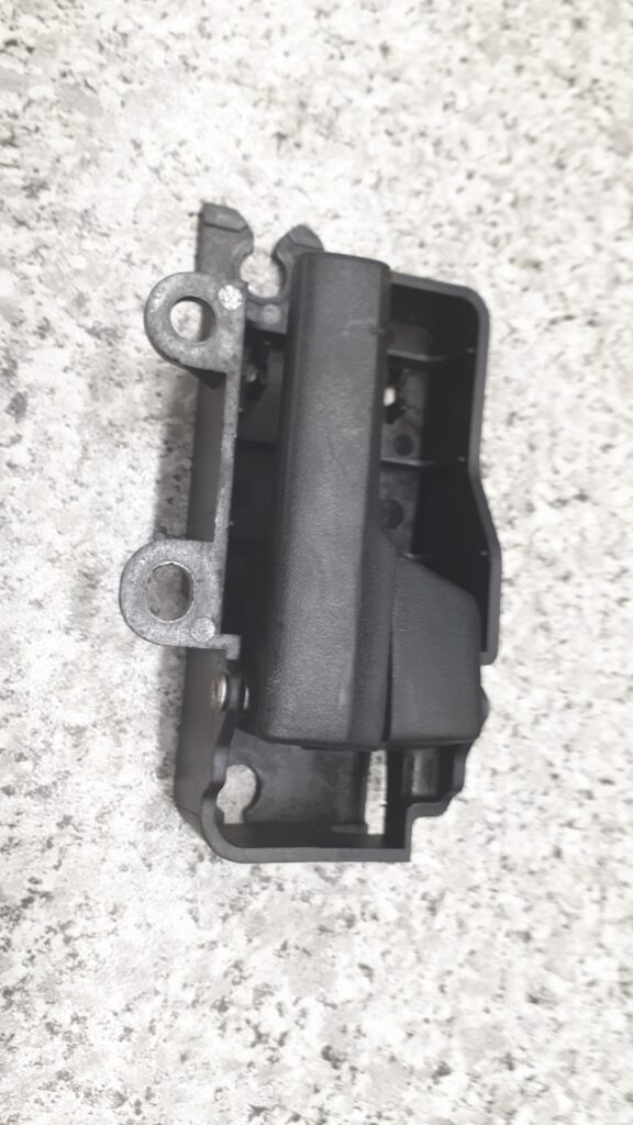 3M51-R22600-AB klamka prawy przod FOCUS MK2