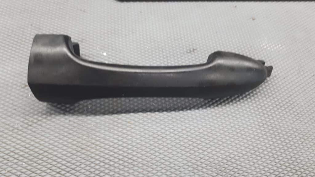 XS41-A22404 klamka lewy tyl FORD FOCUS 99R