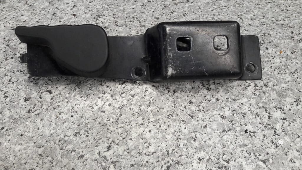klamka raczka drzwi kangoo III