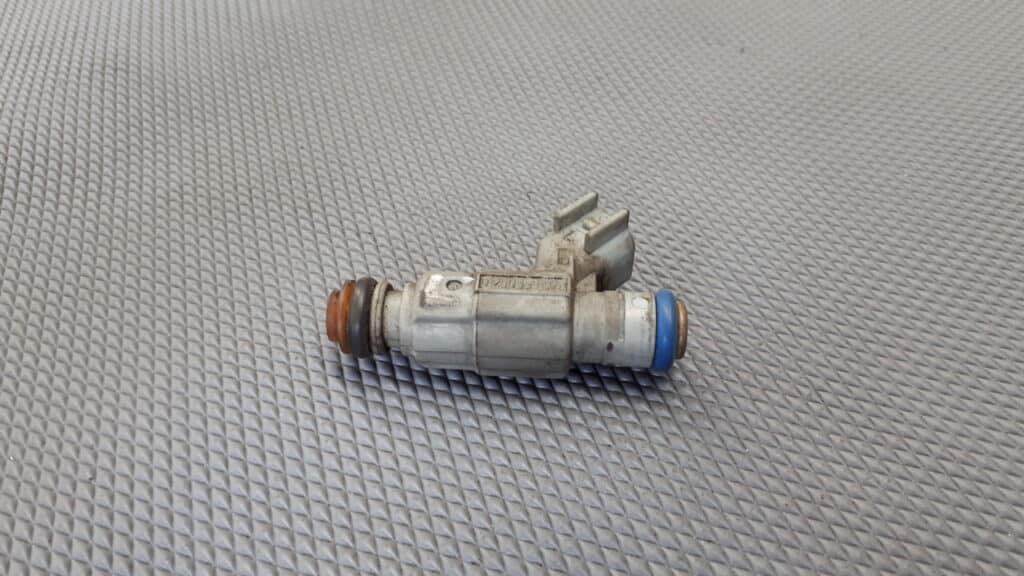 0280155976 wtryskiwacz chrysler pt cruiser 2.0 16v