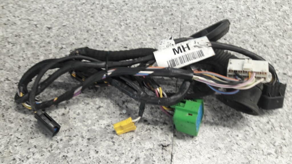 97BG-14A584-MH wiazdka drzwi lewy przód mondeo mk2