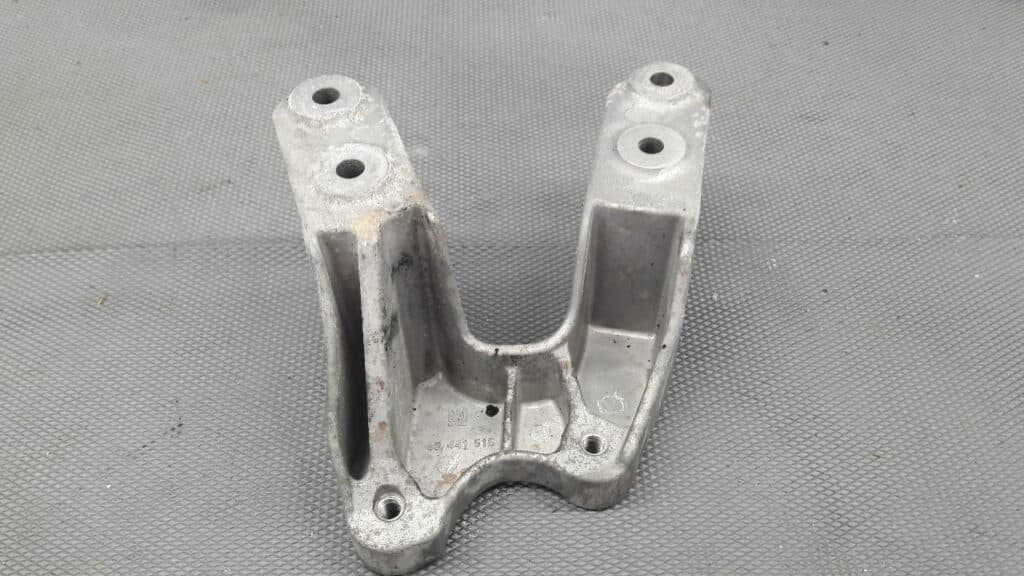 42441515 lapa poduszka silnika Opel karl 1.0 55KW