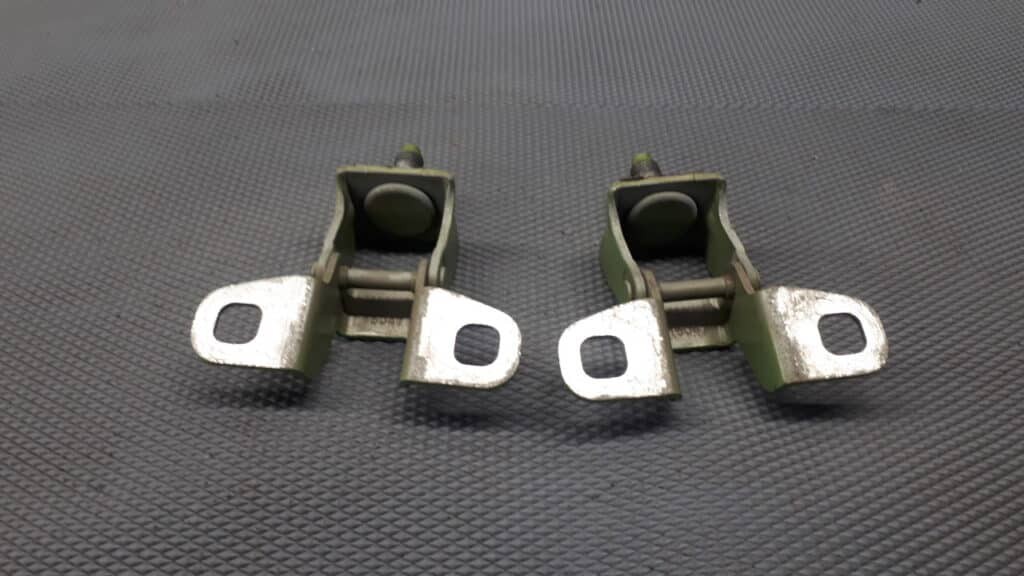 42361116 zawiasy klapy tyl opel karl