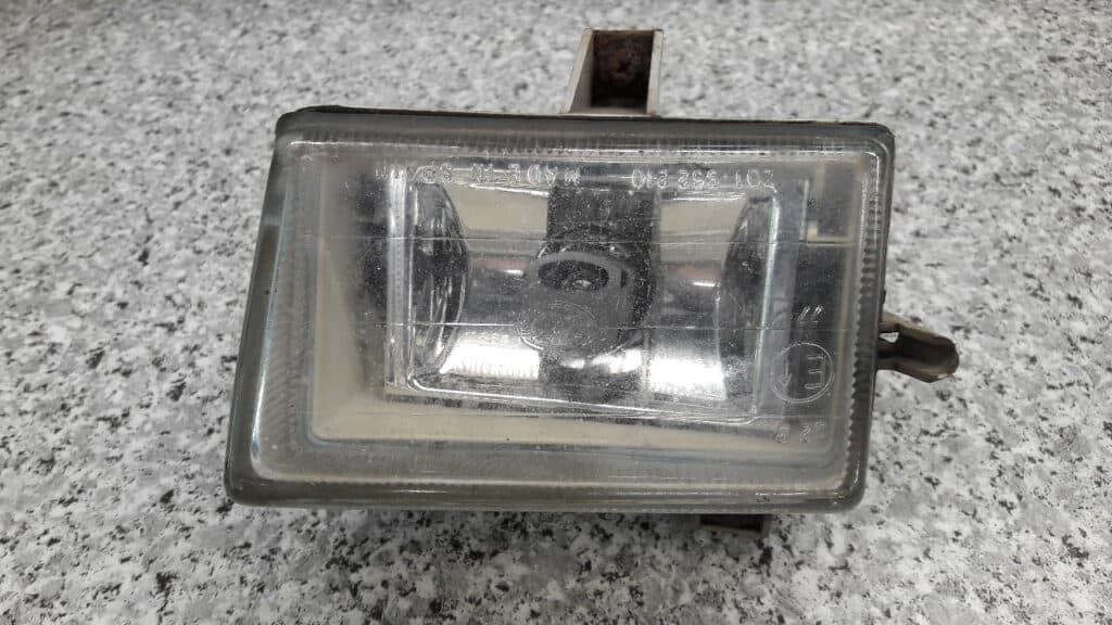 962808-00R halogen prawy vw polo III