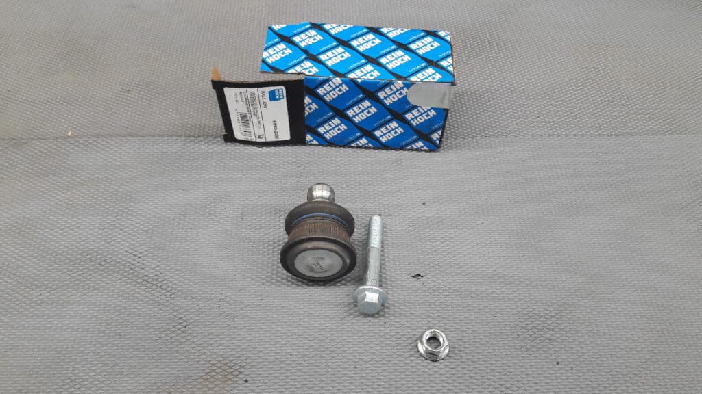 RH03-2002 Sworzen wahacza RENAULT CLIO III