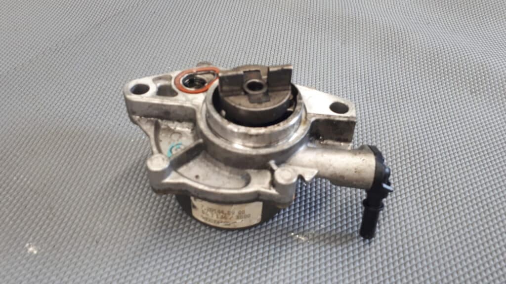 7281440900 pompa vacum Peugeot 207 1.4HDI