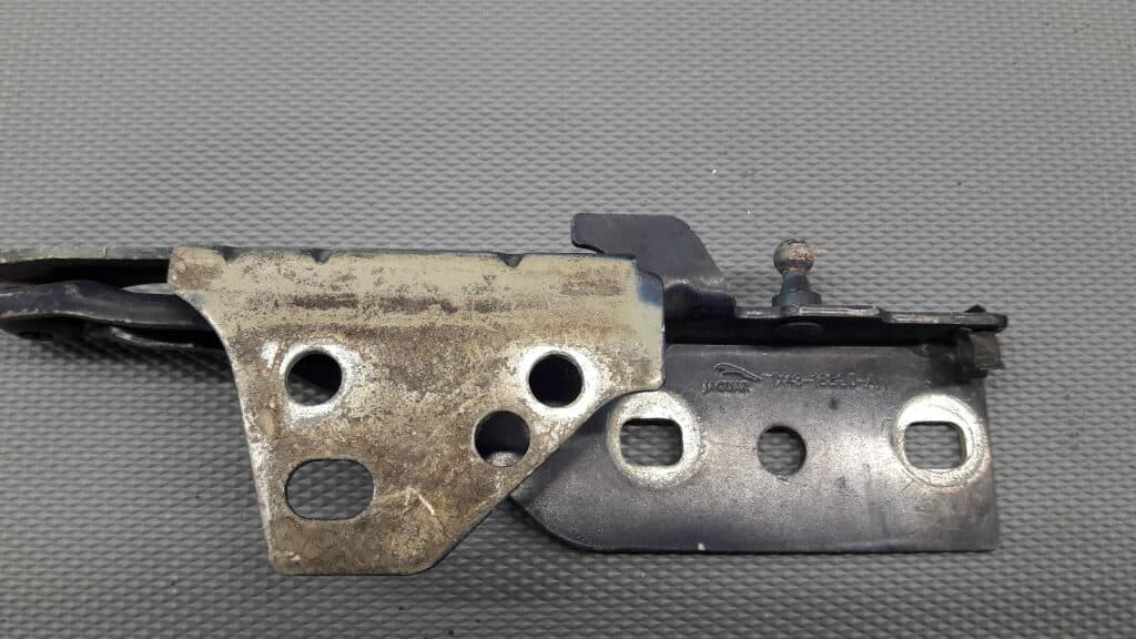1x43-16800-ah zawias maski prawy jaguar x-type