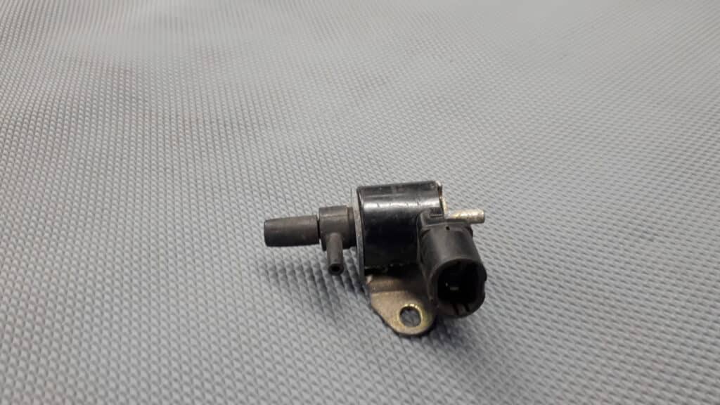 7700749075 Elektrozawór renault clio I
