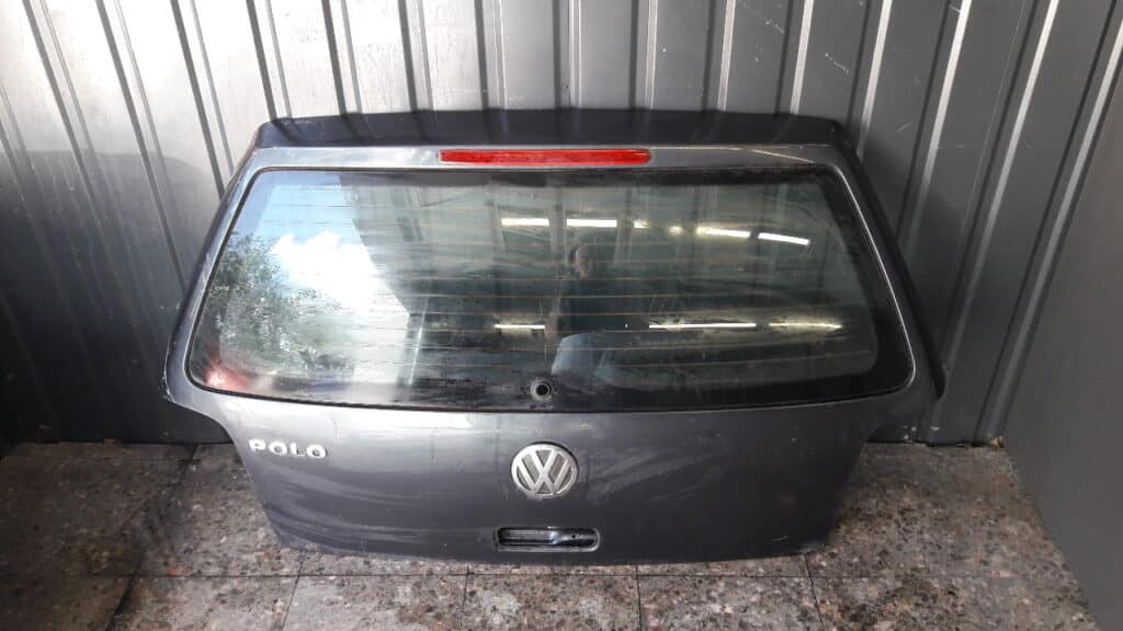 klapa bagaznika VW polo 6N