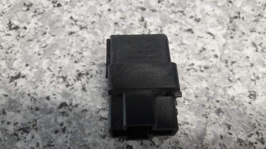 252309f910 przekaźnik nissan primera p11 lift