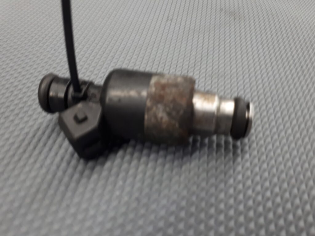 17089276 wtryskiwacz opel vectra corsa 1.4