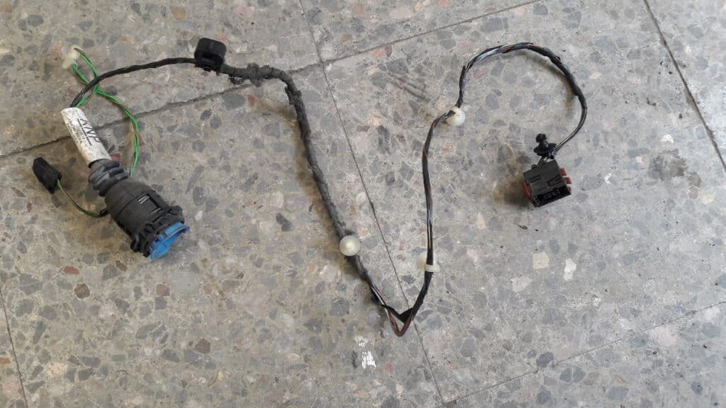13170510 Instalacja drzwi lewy tyl Opel Vectra C