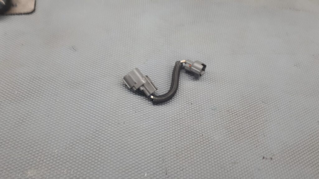 kabel wtryskiwacza mazdan  mpv II 02R 2.0 100KW