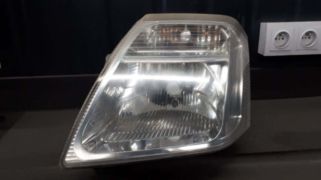 41991748 reflektor lewy citroen c2