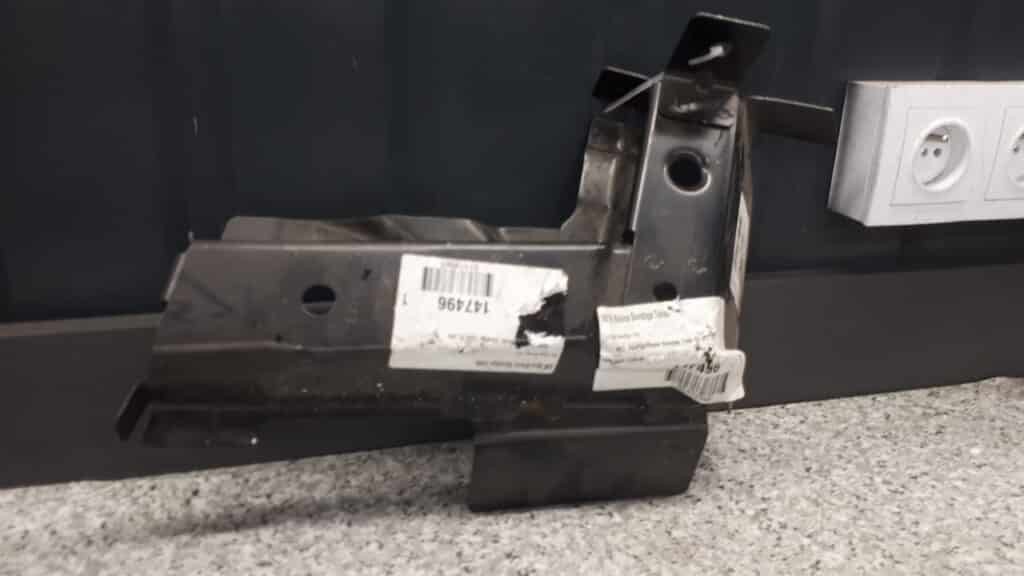 7h0803346a lacznik progu prawy vw transporter t6