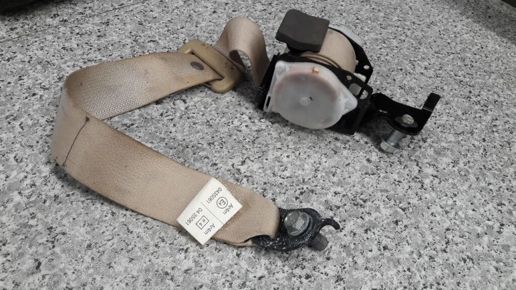 TK-AB0-EJ450 pas lewy tyl honda civic hybrid
