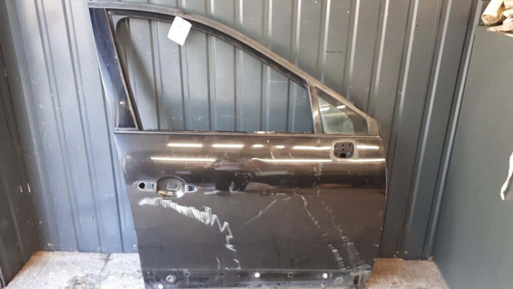 Drzwi prawy przód Renault Scenic III czarne