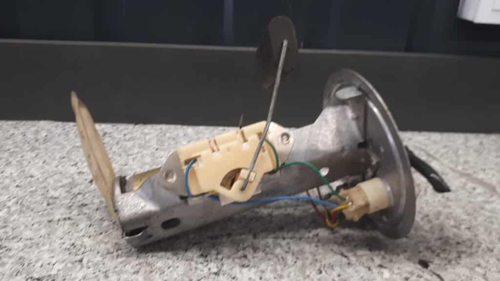 f1dua3a pompa paliwa ford fiesta mk3 1.2 5v 98r