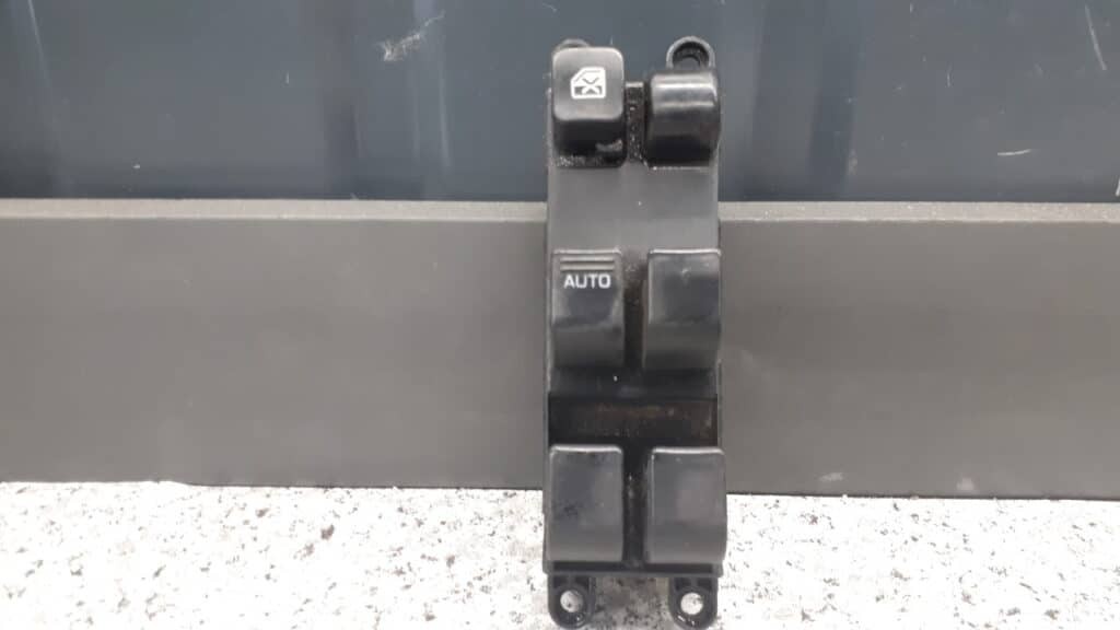panel szyb nissan almera n15