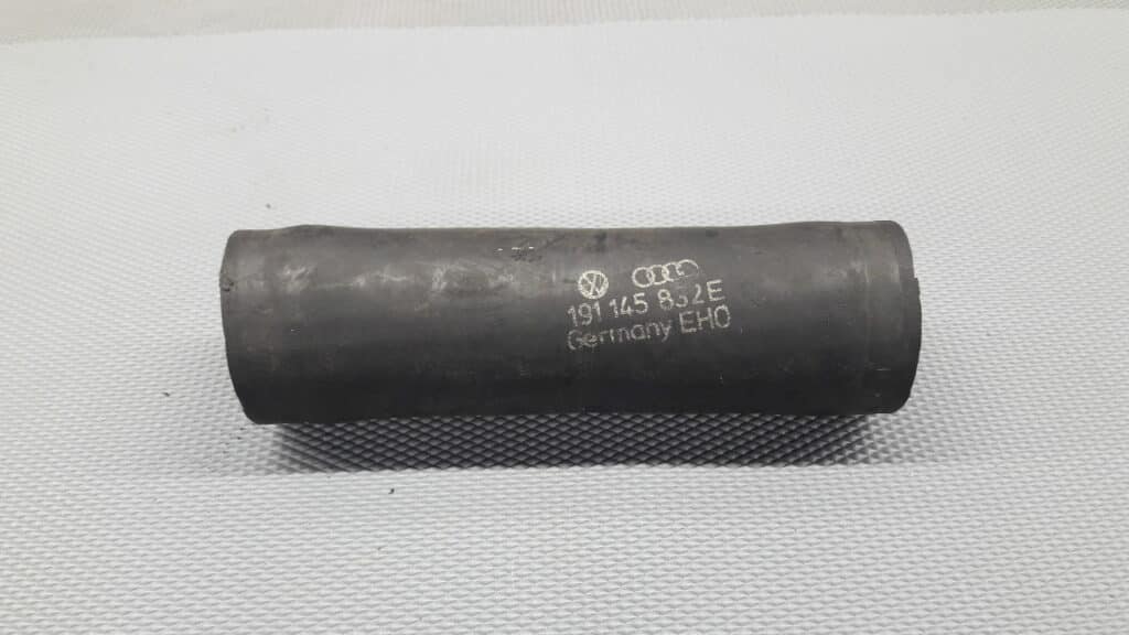 191145832E przewod waz intercoolera VW AUDI SEAT