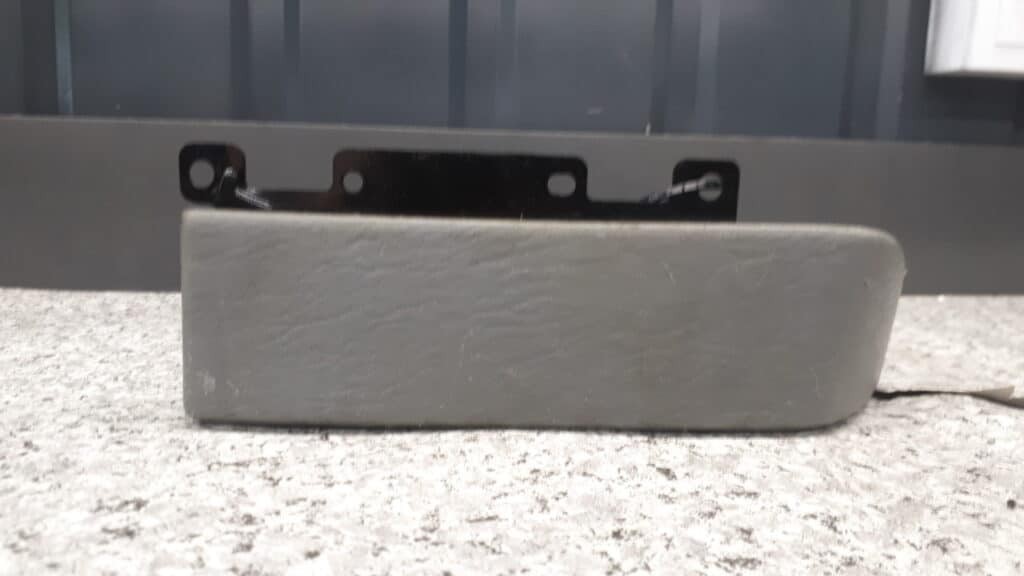 586221 stojak uchwyt na napoje chrysler voyager IV