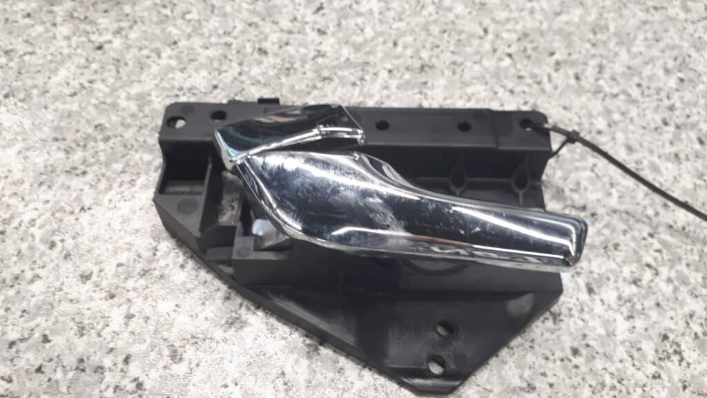 8x23-22601-ac klamka drzwi lewa jaguar xf lift