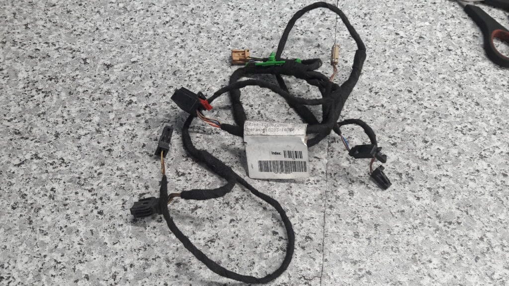 4F1971693D instalacja drzwi lewy przod audi a6 c6