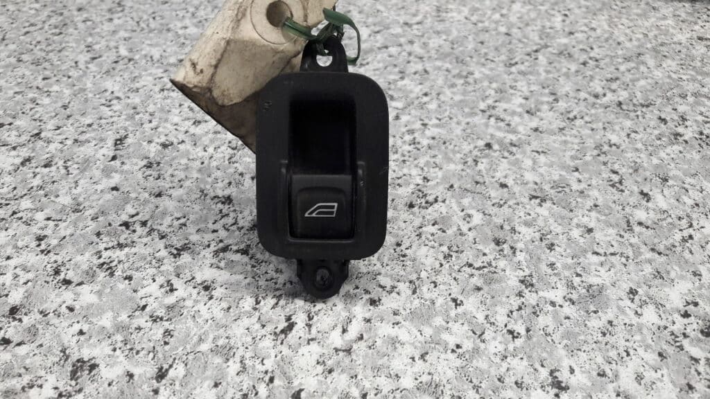 30773217 przycisk opuszczania szyby volvo s40 v50