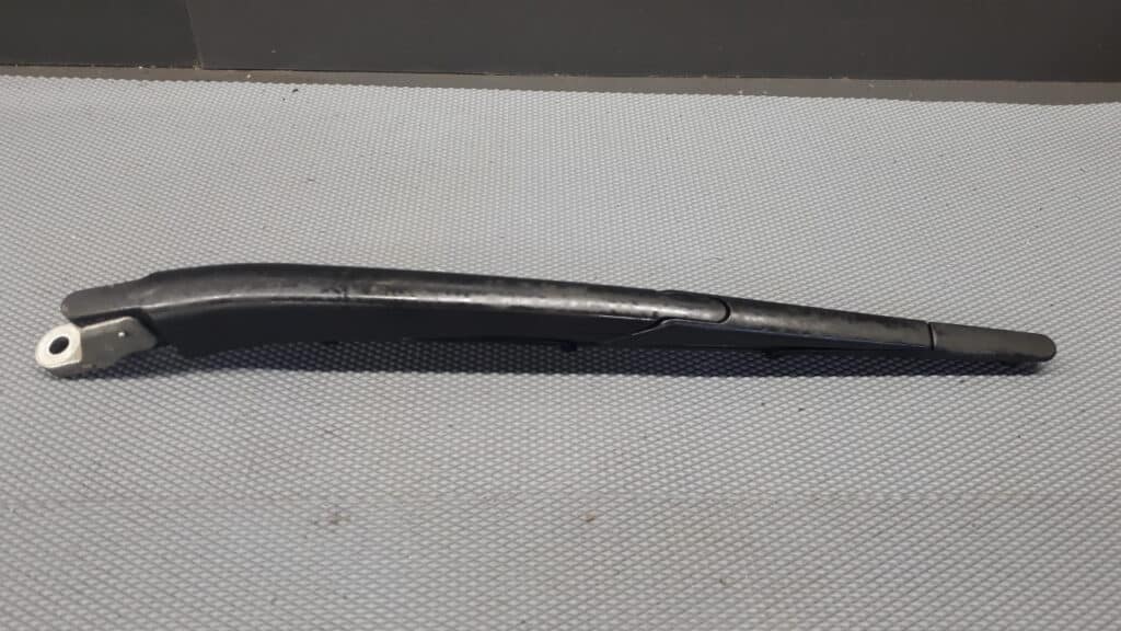 Ramie wycieraczki  tył Citroen c4