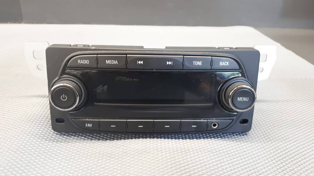 42451287 radio Opel Karl 17r