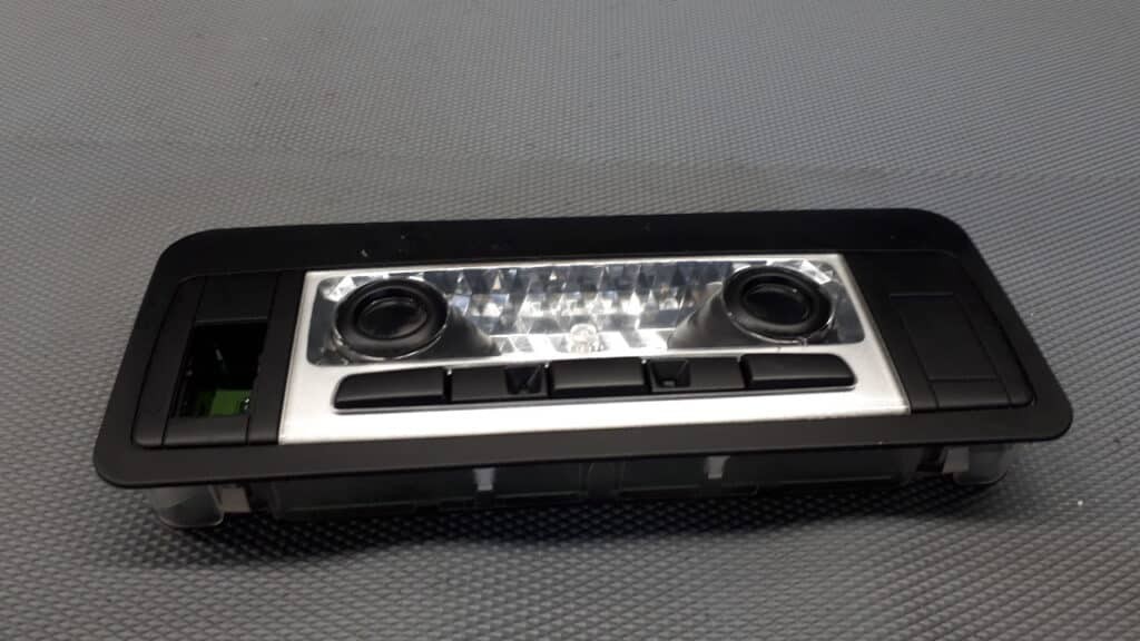 9180075 Lampka podsufitki bmw e88 e93
