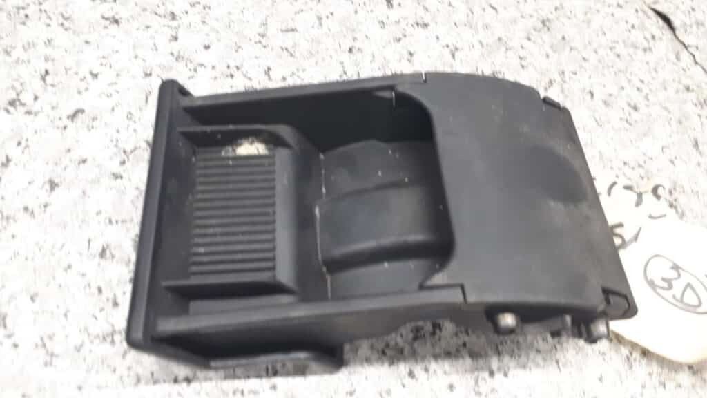 9621841177 popielniczka citroen saxo 98r