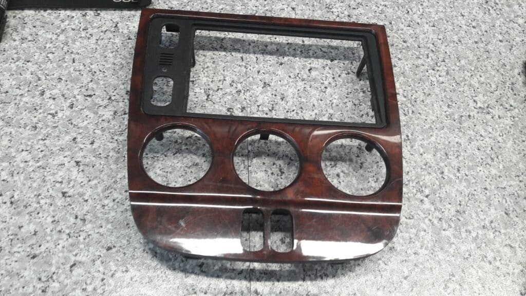 panel srodkowy mercedes w163