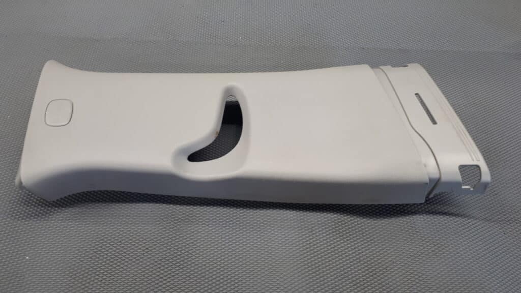 95395507 słupek osłona prawa Opel Karl 17r