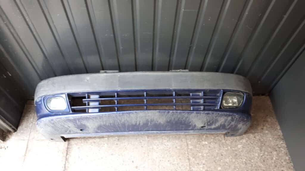 60568310 zderzak przód  ALFA ROMEO 145 granatowy
