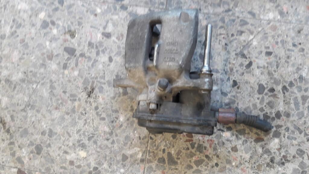 6443/a zacisk hamulcowy prawy tył audi q5