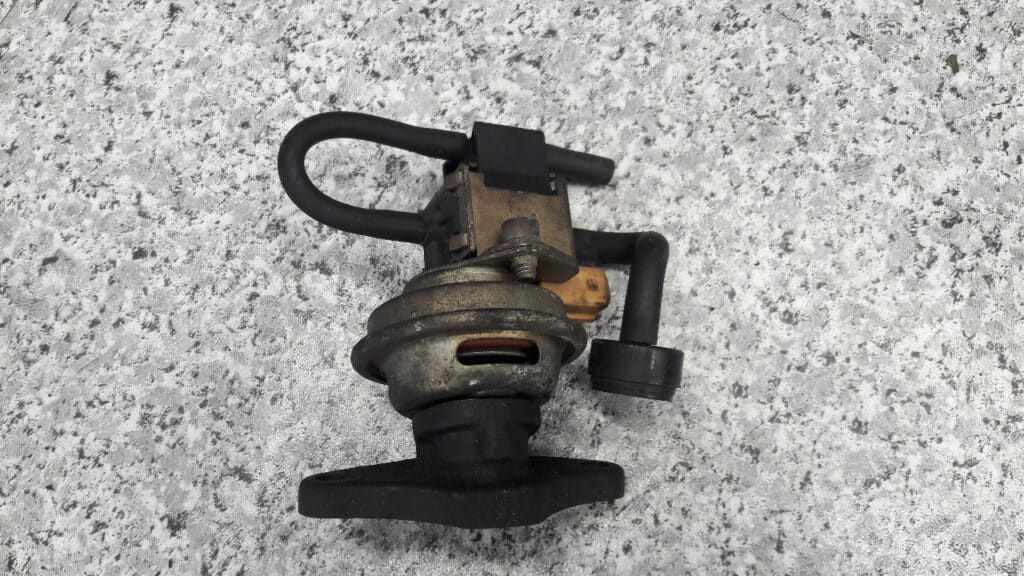 72189831 zawor egr opel omega b 2.0