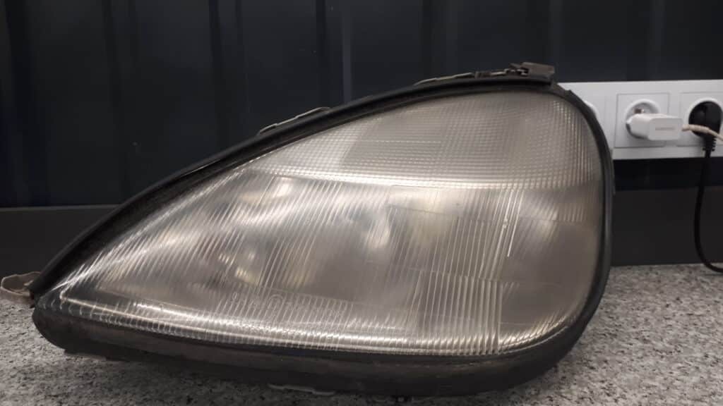 a1688200161 reflektor lewy mercedes w168