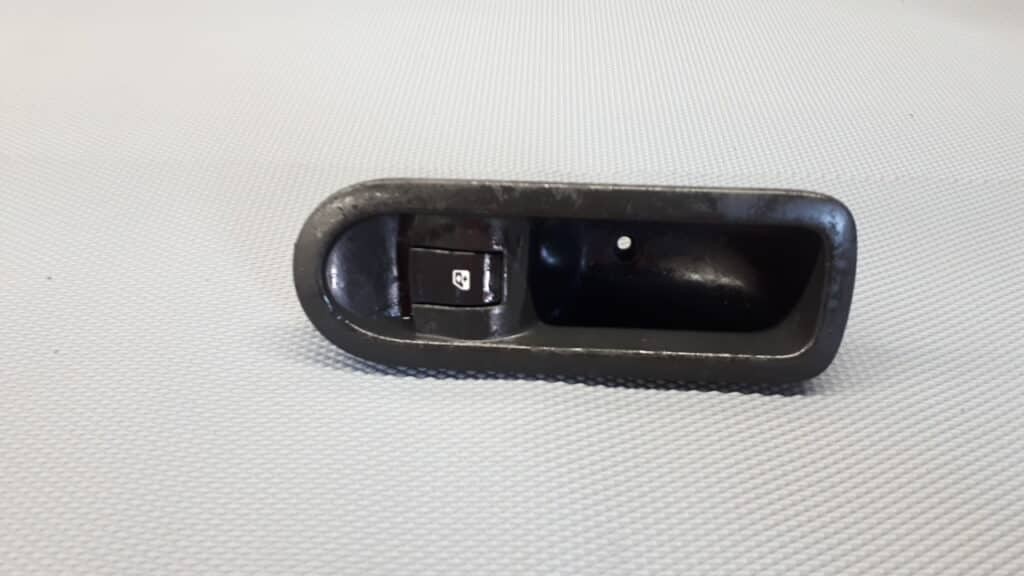 156015540 przełącznik szyb prawy tył megane II